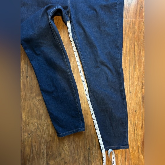 Ann Taylor Loft Curvy Skinny Dark Denim Women’s  size 12 - Picture 7 of 13